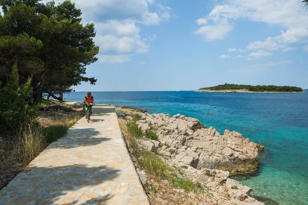 Seaview Apartment Marinov - Bilo, Primošten Eksteriør bilde